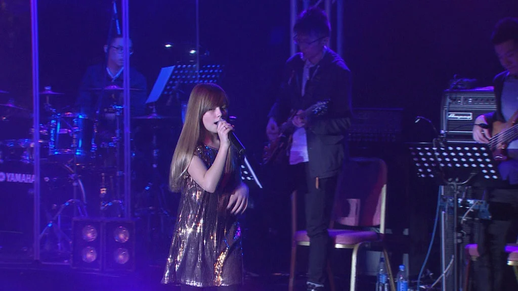 图片[7]-小康妮 美丽新世界 香港及台湾2012现场演唱会 Connie Talbot Beautiful World Live Mini Concert in Hong Kong [BDISO 37.9GB]-蓝光演唱会资源网