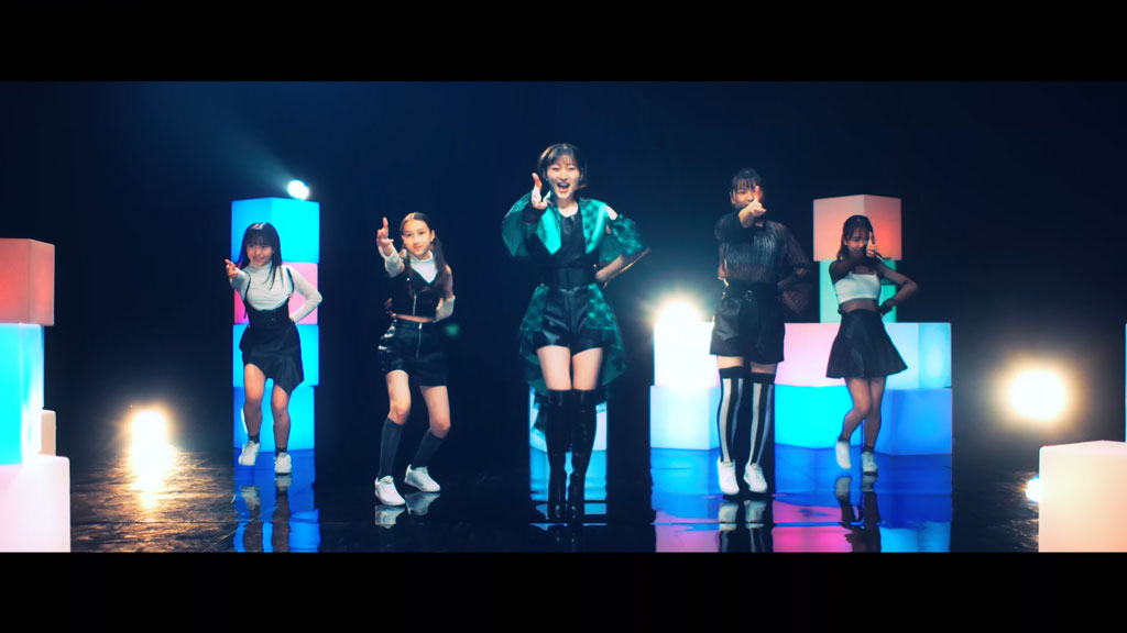 图片[3]-宫本佳林 Miyamoto Karin – Bambina Bambino_Lonely Bus (Limited Edition A,B) 2023 [BDISO 12.1GB]-蓝光演唱会资源网