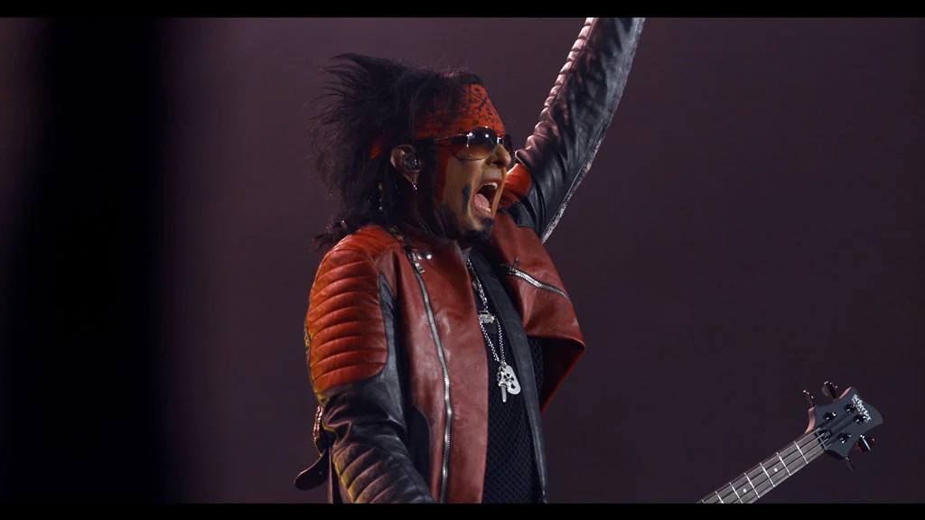 Motley Crue – The End – Live in Los Angeles 2016 Blu-ray AVC 1080p LPCM 2.0 DTS-HD MA 5.1《BDMV 35.4G》-蓝光演唱会资源网
