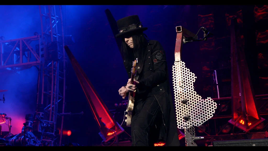 图片[4]-Motley Crue – The End – Live in Los Angeles 2016 Blu-ray AVC 1080p LPCM 2.0 DTS-HD MA 5.1《BDMV 35.4G》-蓝光演唱会资源网