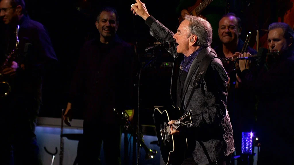 图片[2]-Neil Diamond Hot August Night III 2018《BDMV 38.4G》-蓝光演唱会资源网