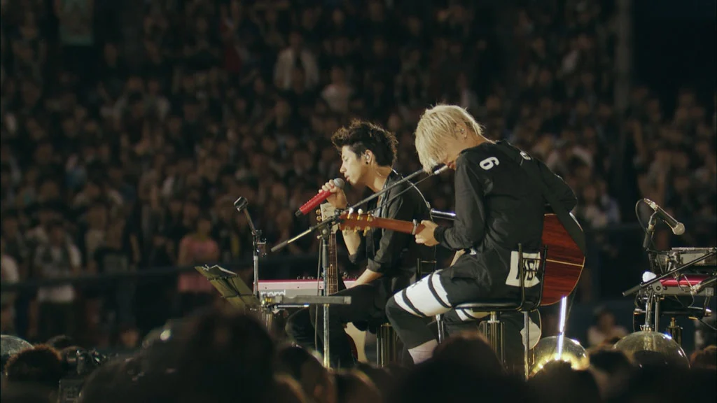 图片[5]-ONE OK ROCK 2014″Mighty Long Fall at Yokohama Stadium”《BDISO 38.9G》-蓝光演唱会资源网
