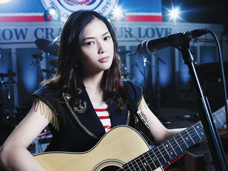 图片[2]-YUI – Cruising ～HOW CRAZY YOUR LOVE《ISO 40.61G》-蓝光演唱会资源网