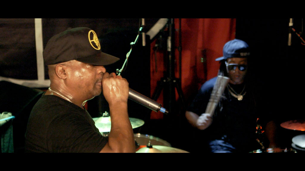 图片[3]-全民公敌组合 Public Enemy – Live At Metropolis Studio 2014 [BDMV 29.5GB]-蓝光演唱会资源网