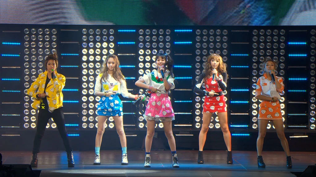 图片[5]-SM家族青春传记电影 日版演唱会 SMTOWN.Live.at.Madison.Square.Garden.2012 [BDISO 42.8GB]-蓝光演唱会资源网