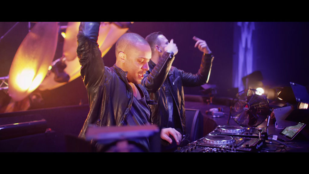 欧洲2013最High的劲爆DJ现场 Qlimax Immortal Essence 2013《ISO 27.3G》-蓝光演唱会资源网