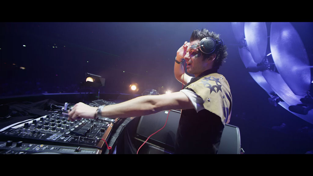 图片[2]-欧洲2013最High的劲爆DJ现场 Qlimax Immortal Essence 2013《ISO 27.3G》-蓝光演唱会资源网