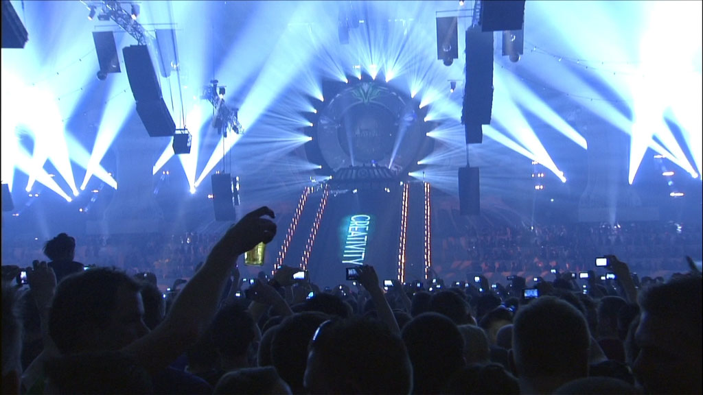 图片[3]-劲爆DJ现场 QLIMAX In An Alternate Reality 2010《BDMV 22.6G》-蓝光演唱会资源网