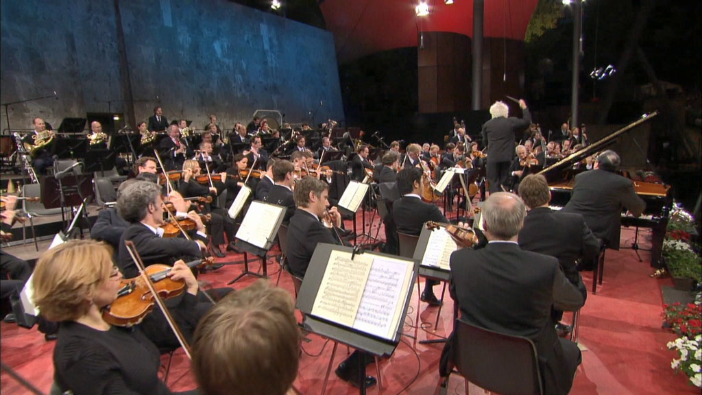 图片[4]-Waldbuehne 2009 – Russian Rhythms (Sir Simon Rattle, Yefim Bronfman) 2009 [BDMV 19.1GB]-蓝光演唱会资源网