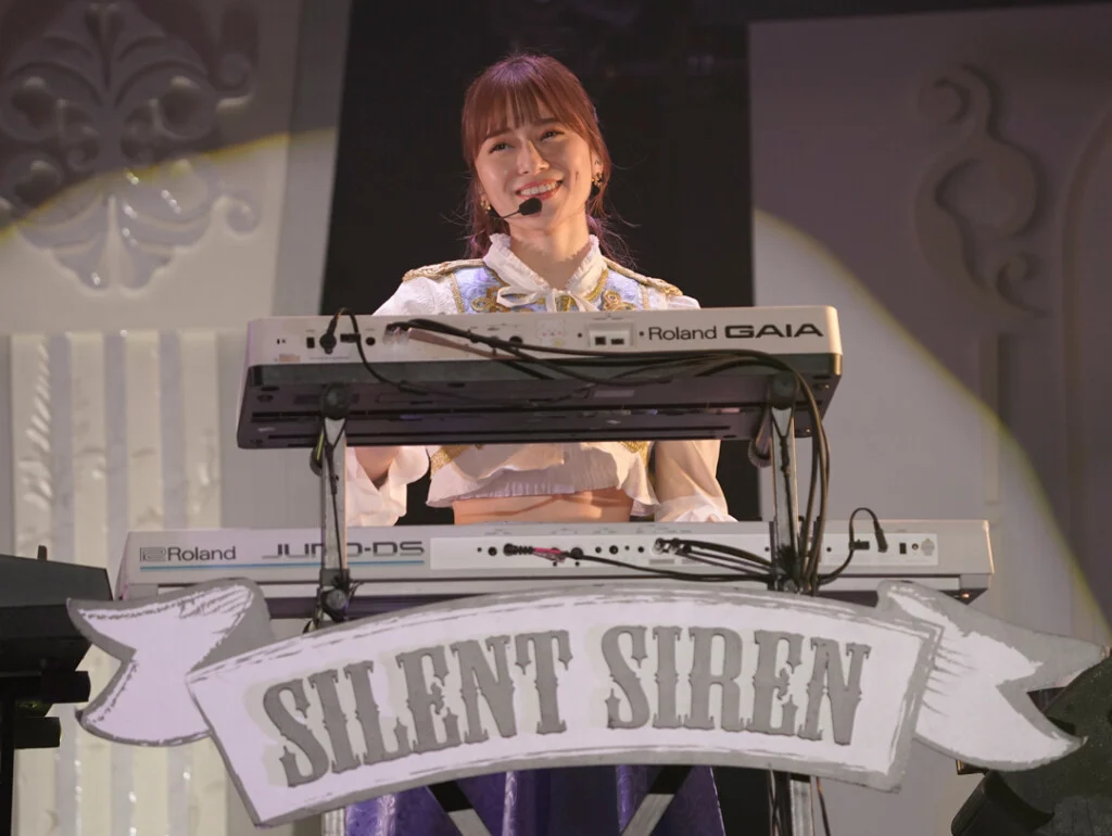 图片[5]-SILENT SIREN 年末スペシャルLIVE TOUR 2021『FAMILIA』＠東京体育館 2021.12.30 [BDrip MKV 9.12GB]-蓝光演唱会资源网