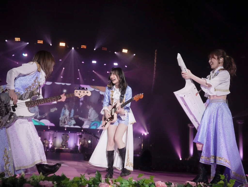 图片[2]-SILENT SIREN 年末スペシャルLIVE TOUR 2021『FAMILIA』＠東京体育館 2021.12.30 [BDrip MKV 9.12GB]-蓝光演唱会资源网