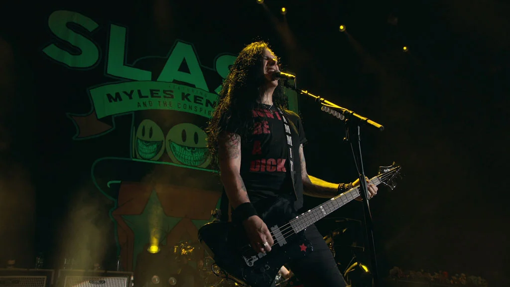 美国流行摇滚 Slash Living The Dream Tour 2019《BDMV 37.1G》-蓝光演唱会资源网