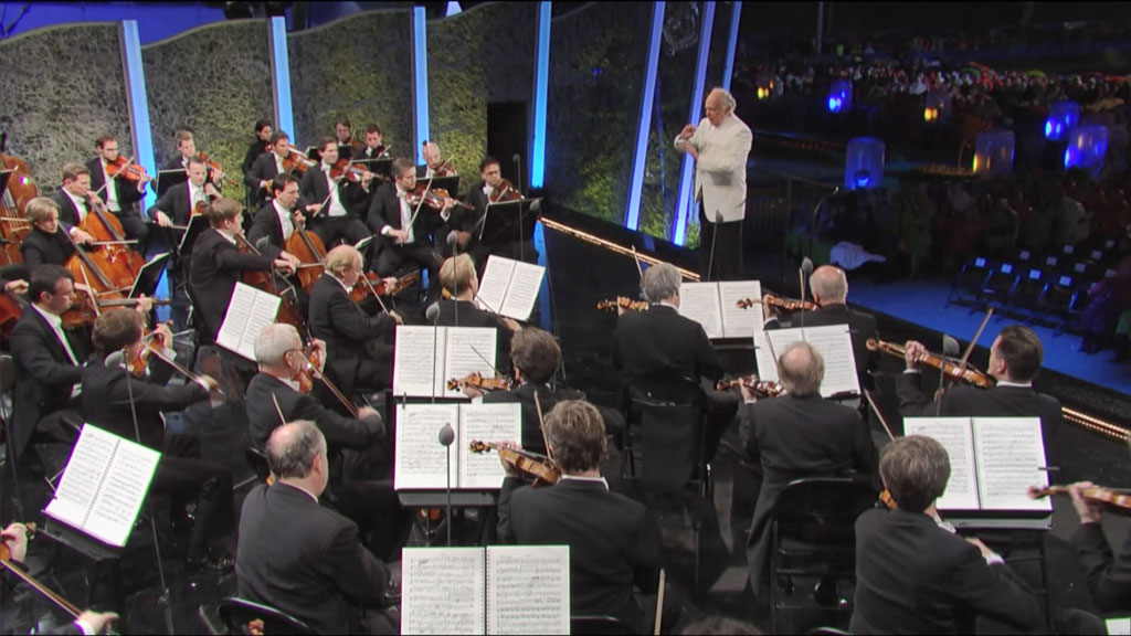 图片[4]-2013维也纳美泉宫夏季音乐会 Sommernachtskonzert / Summer Night Concert 2013 [BDMV 26.1GB]-蓝光演唱会资源网
