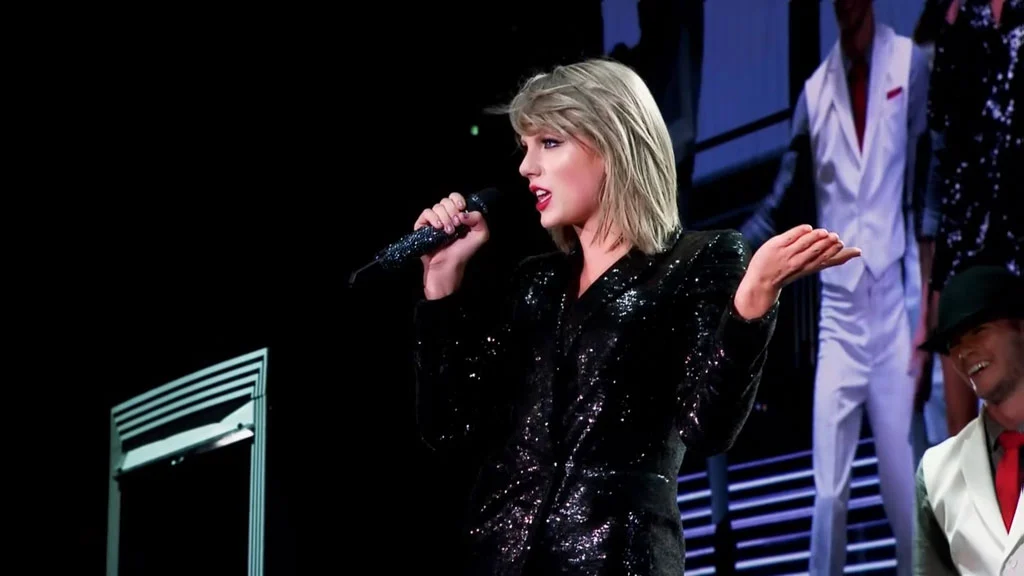 图片[3]-泰勒·斯威夫特1989演唱会悉尼站 Taylor Swift: 1989 World Tour Live《BDMV 22.9G》-蓝光演唱会资源网