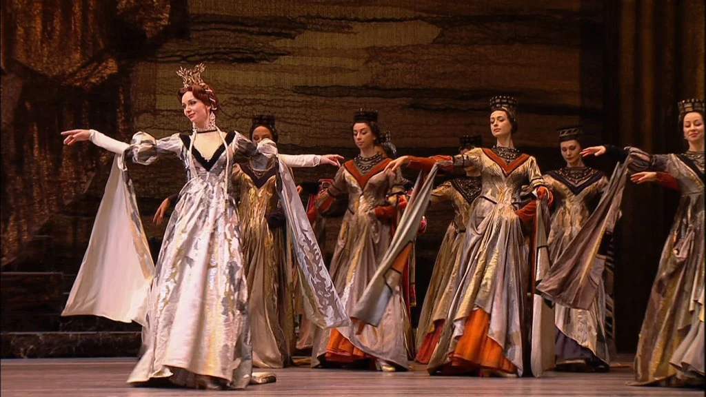 图片[2]-Tchaikovsky – Swan Lake – Svetlana Zakharova, Bolshoi Ballet, Pavel Sorokin 2015《BDMV 22.4G》-蓝光演唱会资源网