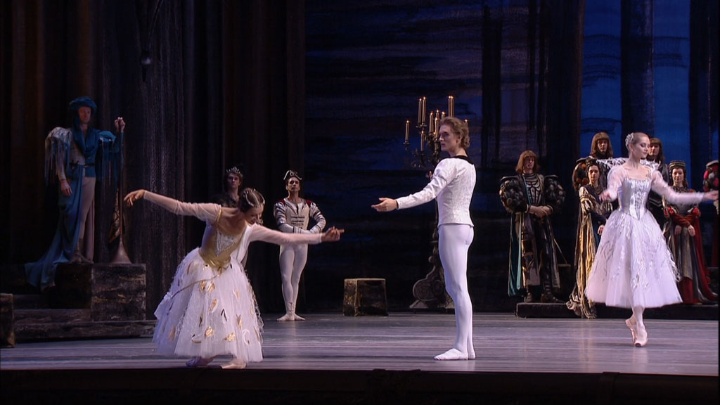 图片[4]-Tchaikovsky – Swan Lake – Svetlana Zakharova, Bolshoi Ballet, Pavel Sorokin 2015《BDMV 22.4G》-蓝光演唱会资源网