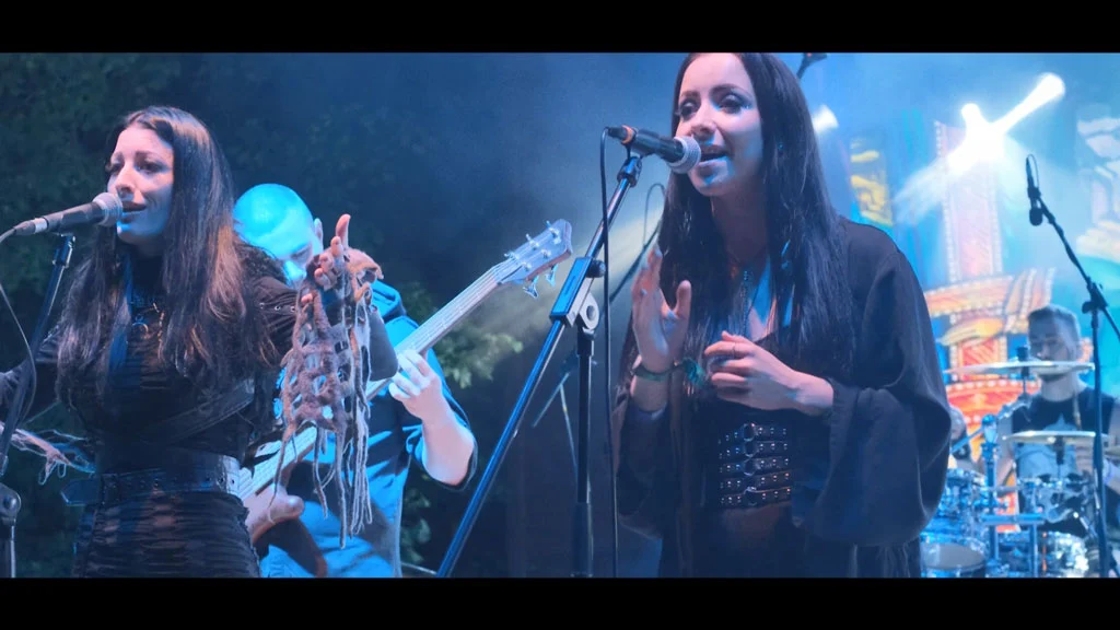 图片[4]-Thy Catafalque – Mezolit – Live At Fekete Zaj 2022《BDMV 14.9GB》-蓝光演唱会资源网