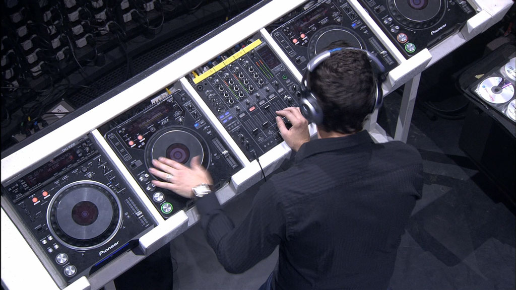 图片[2]-DJ Tiesto – \”Elements Of Life\”全球巡回演出 Tiesto: Elements of Life World Tour 2008《REMUX MKV 40.2G》-蓝光演唱会资源网