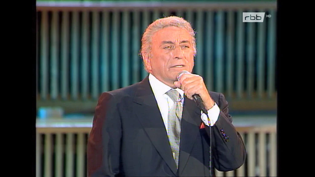 图片[3]-托尼·班奈特 Tony Bennett – Live in Berlin\’96 2023 720P [HDTV TS 5.83GB]-蓝光演唱会资源网