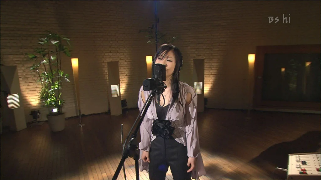 图片[2]-宇多田光 Utada Hikaru – Deep River (BShi 17th Japan Gold Disc Award 2003.03.12）[HDTV TS 755MB]-蓝光演唱会资源网