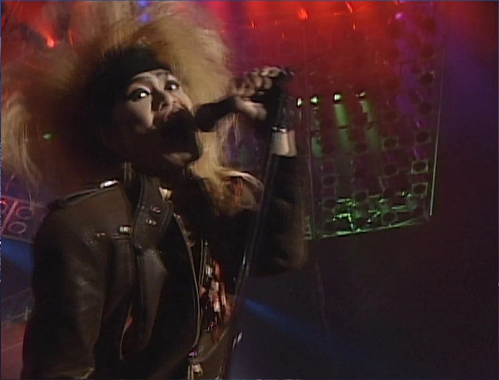 X VISUAL SHOCK Blu-ray BOX 1989-1992 DISC 4 VISUAL SHOCK Vol.3 刺激2 -夢の中にだけ生きて- (57min)  《ISO 16.89G》-蓝光演唱会资源网