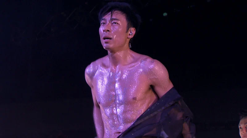 许冠杰&许冠文&许冠英 2001 – 许氏三雄 (引进版) [24Bit/96kHz] [Hi-Res WAV 2.17GB]-蓝光演唱会资源网