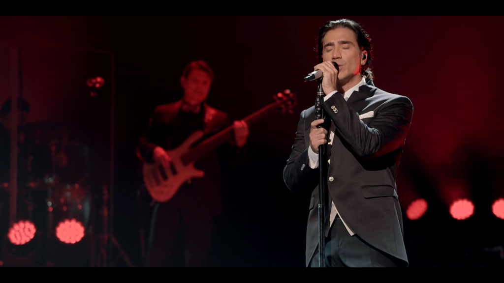 图片[2]-亚历杭德罗·费尔南德斯演唱会 Alejandro Fernandez Confidencias Reales 2014《ISO 21.93G》-蓝光演唱会资源网