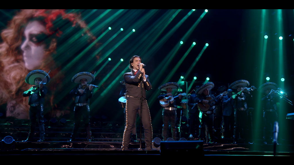 图片[6]-亚历杭德罗·费尔南德斯演唱会 Alejandro Fernandez Confidencias Reales 2014《ISO 21.93G》-蓝光演唱会资源网