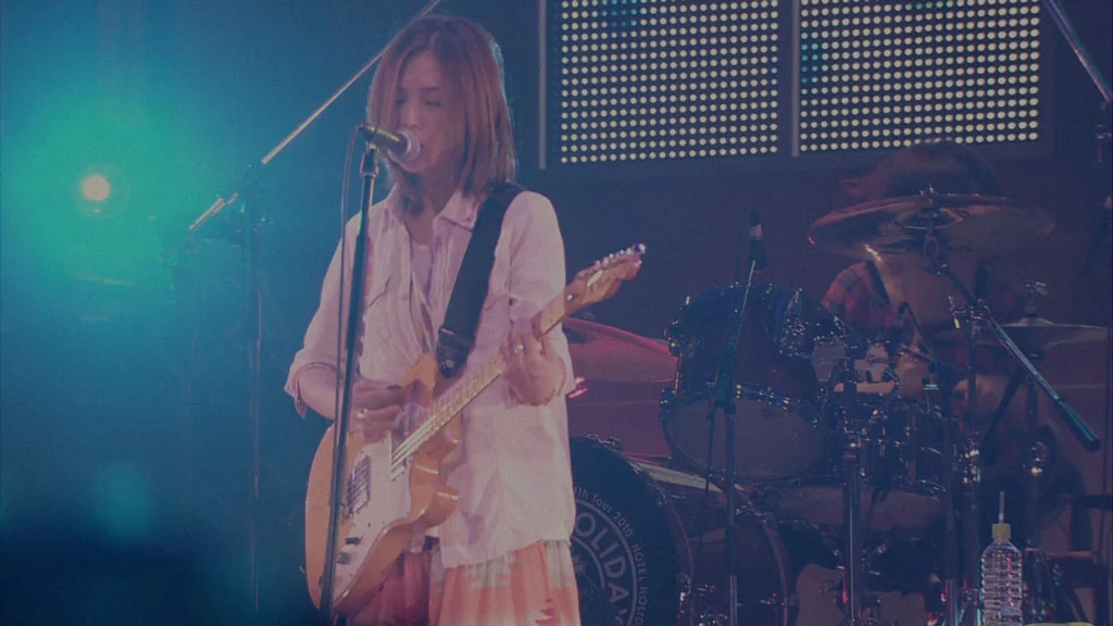 图片[2]-吉冈唯 YUI 4th Tour 2010~HOTEL HOLIDAYS IN THE SUN《BDISO 33.4G》-蓝光演唱会资源网