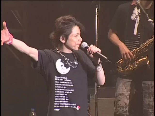 图片[3]-高橋直純 Naozumi Takahashi – A\’LIVE 2006 \’smile moon\’ [2007.05.30] [2DVD ISO 13.3GB]-蓝光演唱会资源网
