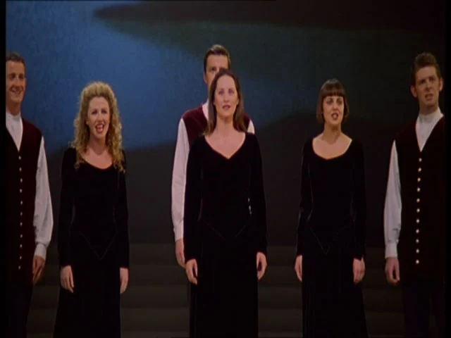 图片[6]-大河之舞1995纽约电音城演出 Riverdance Live from New York City 1996 [双碟含花絮碟] [DVD ISO 10.1GB]-蓝光演唱会资源网