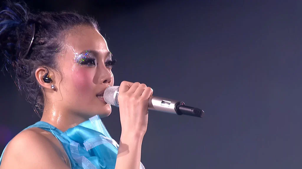 图片[4]-容祖儿 Star Light 2008 香港红馆演唱会 Joey Yung Sta Light Concert [Renux MKV 40.61GB]-蓝光演唱会资源网