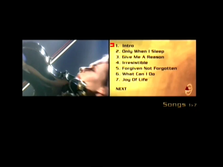 图片[3]-可儿家族2001伦敦现场演唱会 The Corrs – Live Concert in London 2001 [DVD ISO 4.02GB]-蓝光演唱会资源网