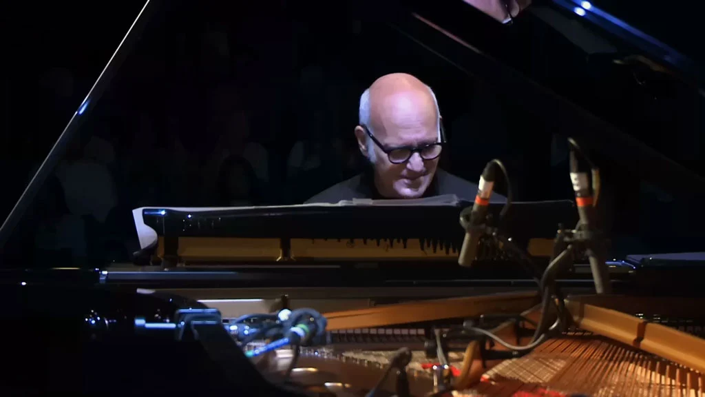 Ludovico Einaudi Live In London 2016 音乐会 官方版 [WEB-DL MP4 457MB]-蓝光演唱会资源网