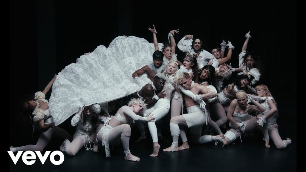 女神卡卡 Lady Gaga – Abracadabra 2160P 4K [WEB-DL MKV 755.7MB]-蓝光演唱会资源网
