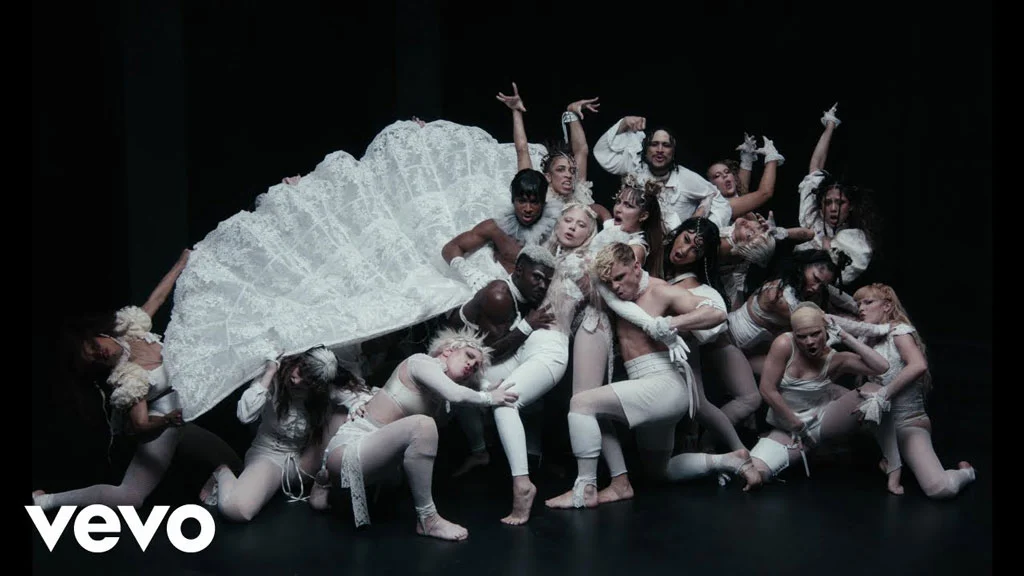 女神卡卡 Lady Gaga – Abracadabra 2160P 4K [WEB-DL MKV 755.7MB]-蓝光演唱会资源网