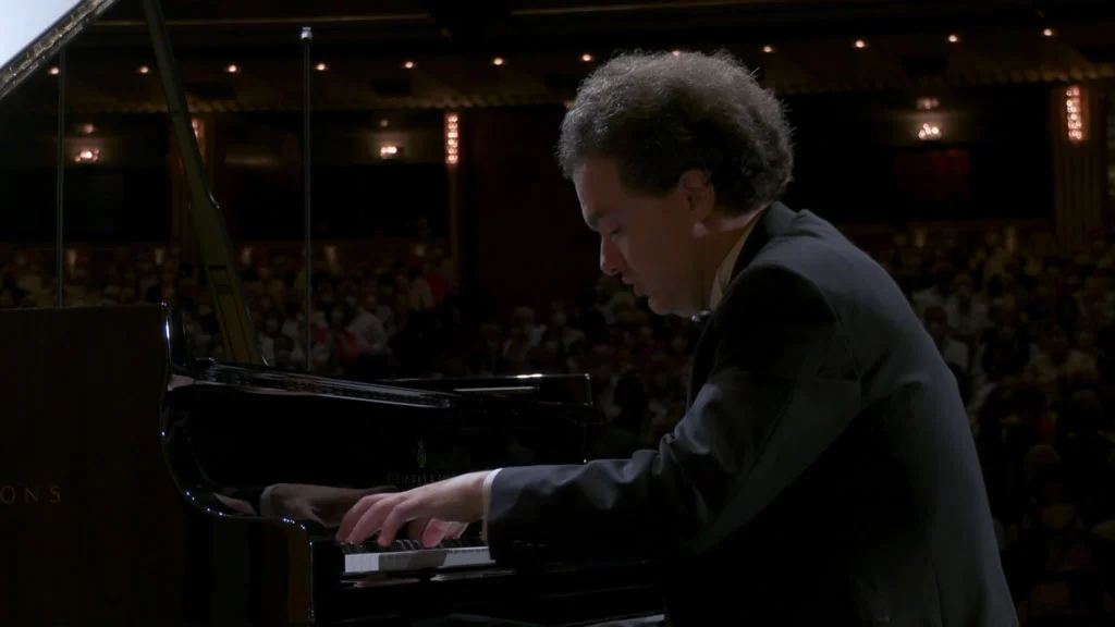 图片[5]-叶甫格尼基辛钢琴独奏音乐会 Evgeny Kissin – The Salzburg Recital 2023 [BDMV 22.5GB]-蓝光演唱会资源网