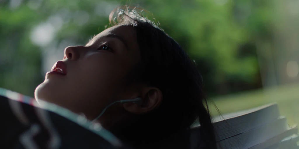 IU – A Beautiful Person (Feat. Balming Tiger) [2160P 4K] [Bugs MP4 2.93GB]-蓝光演唱会资源网