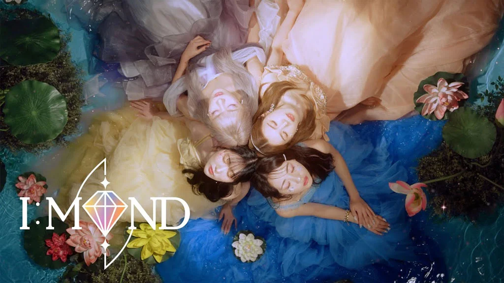 [MV] I MOND - Wonderland [6K 3240P Hi-Res][Bugs MP4 2.26GB珍藏版]-蓝光演唱会资源网