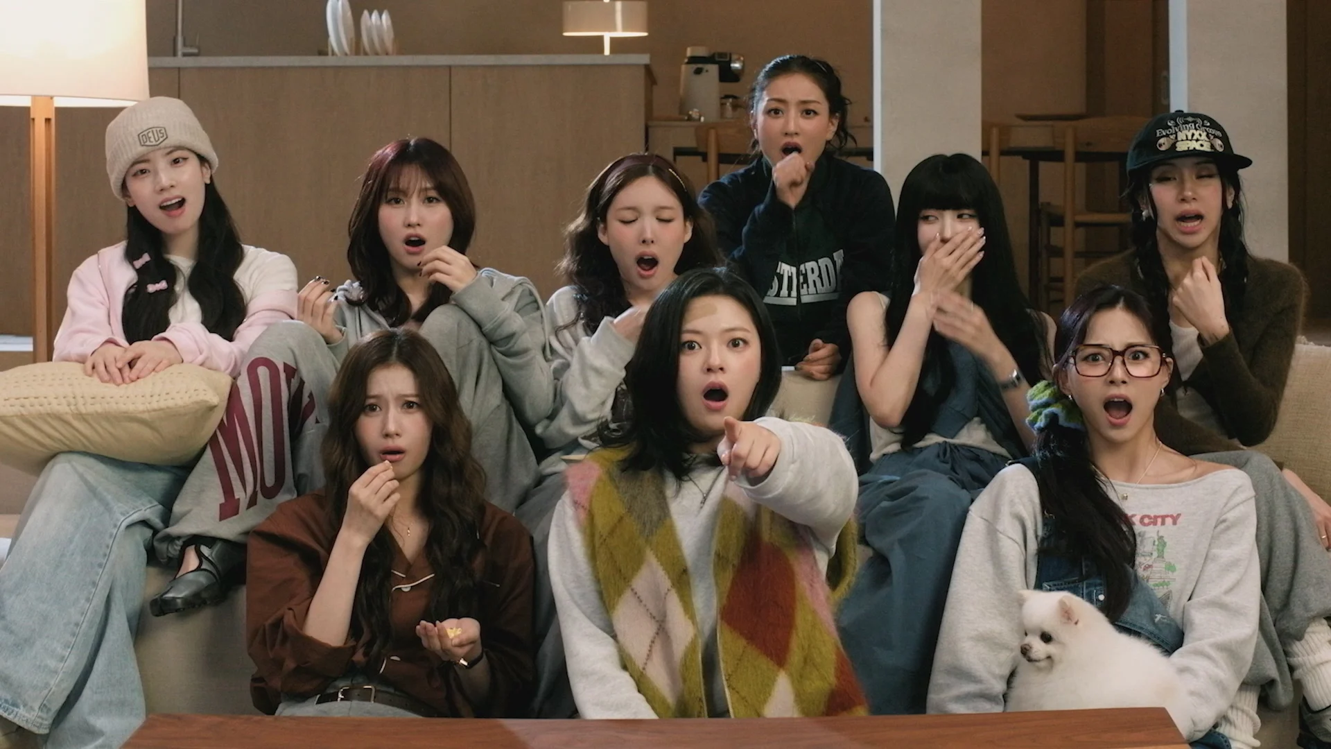 [演唱会] TWICE - ME+YOU 十周年纪念特别版 [1080P/MKV/730MB]-蓝光演唱会资源网