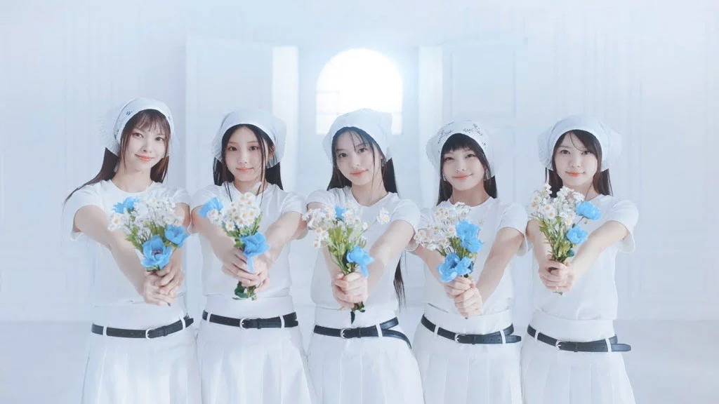 ILLIT – Almond Chocolate (Korean Ver.) (Performance Video) [2160P 4K] [Bugs MP4 954.2MB]-蓝光演唱会资源网