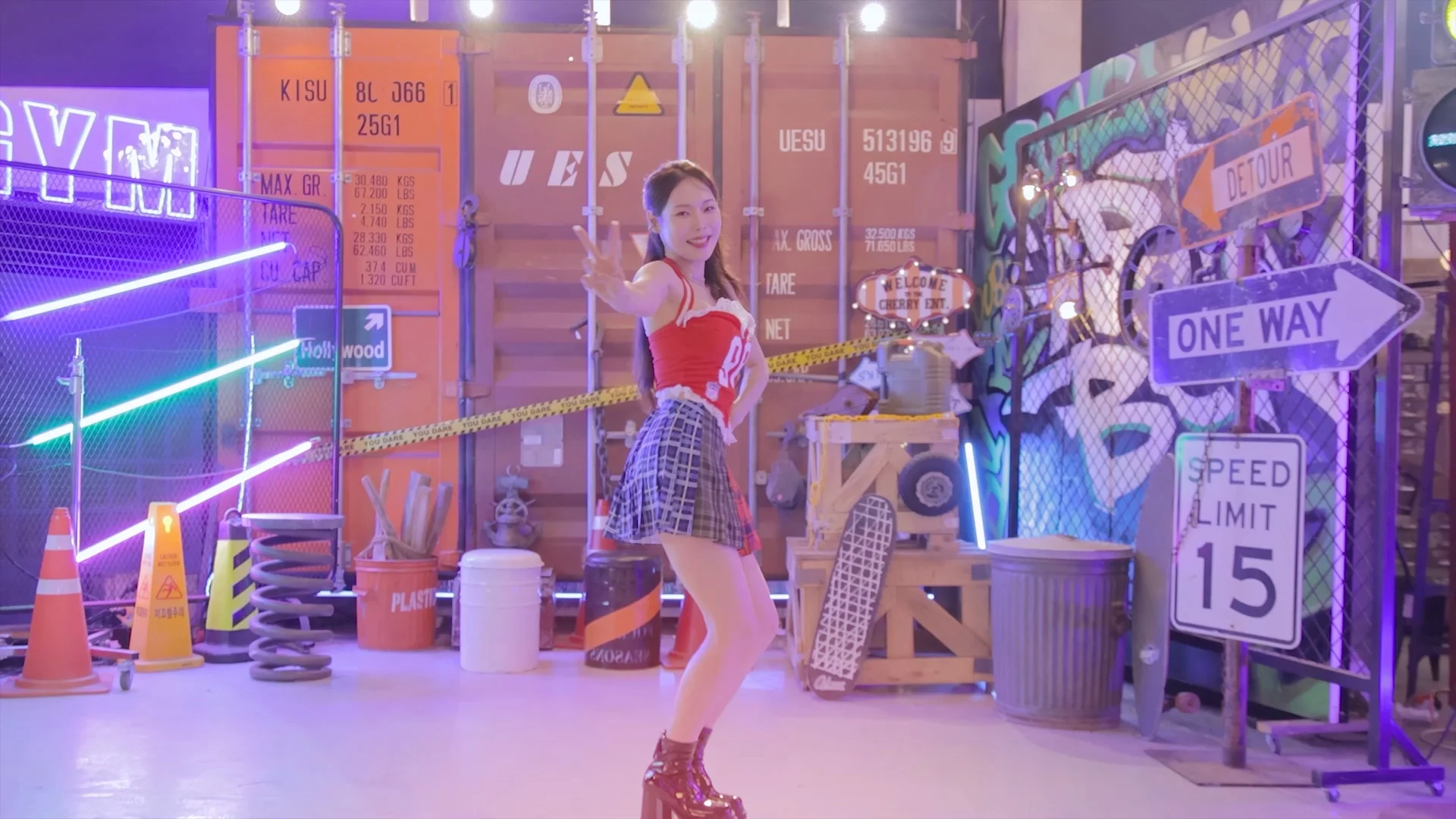 [音乐视频] Lee Ha Lyn - Pretty [1080P AVC AAC 287MB]-蓝光演唱会资源网