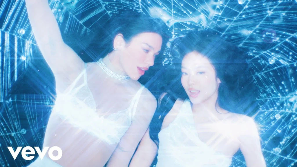 [演唱会] JENNIE与Dua Lipa合作舞台《Handlebars》[2160P 4K超清][Bugs MP4/839MB珍藏版]-蓝光演唱会资源网