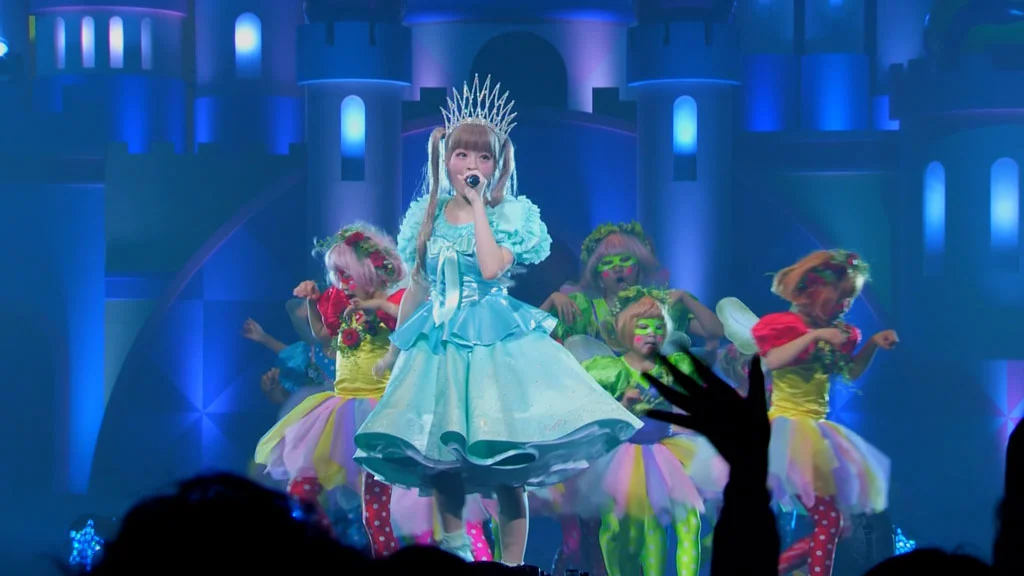 图片[4]-[演唱会] Kyary Pamyu Pamyu – Magical Wonder Castle 横滨竞技场现场 [BDISO 1080p 39.6GB]-蓝光演唱会资源网
