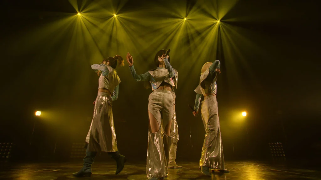 图片[5]-[演唱会] ExWHYZ – iD 完整现场珍藏版 [BDISO 1080p 38.7GB]-蓝光演唱会资源网